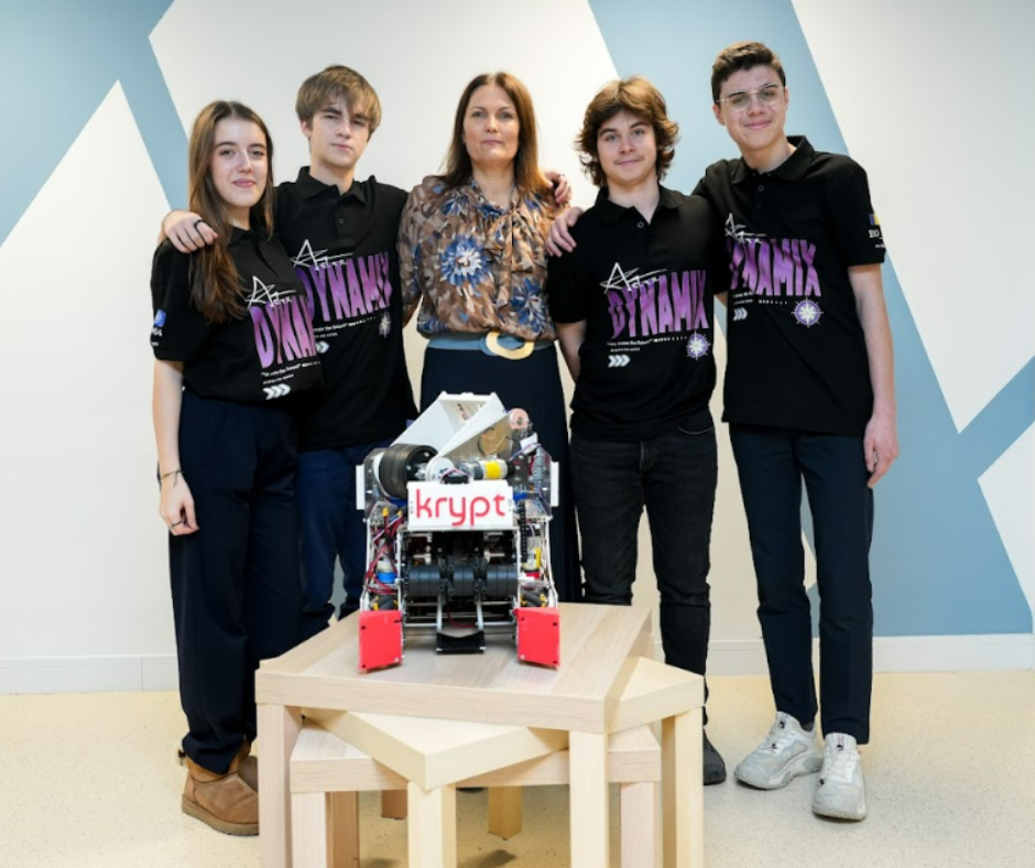 Echipa noastră de robotică, o sursă zilnică de inspirație